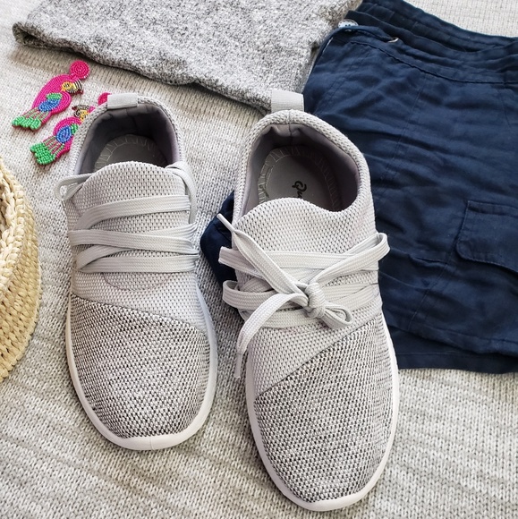 🚨ON SALE//The Berlin// grey knitted sneaker - Picture 4 of 5